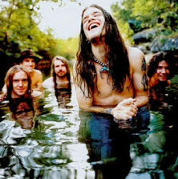 5⭐ REPUTABLE TRUSTED SELLER! BOHEMIAN, VINTAGE, TRENDY DESIGNER & LUXURY BRANDS - Picture 7 of 8